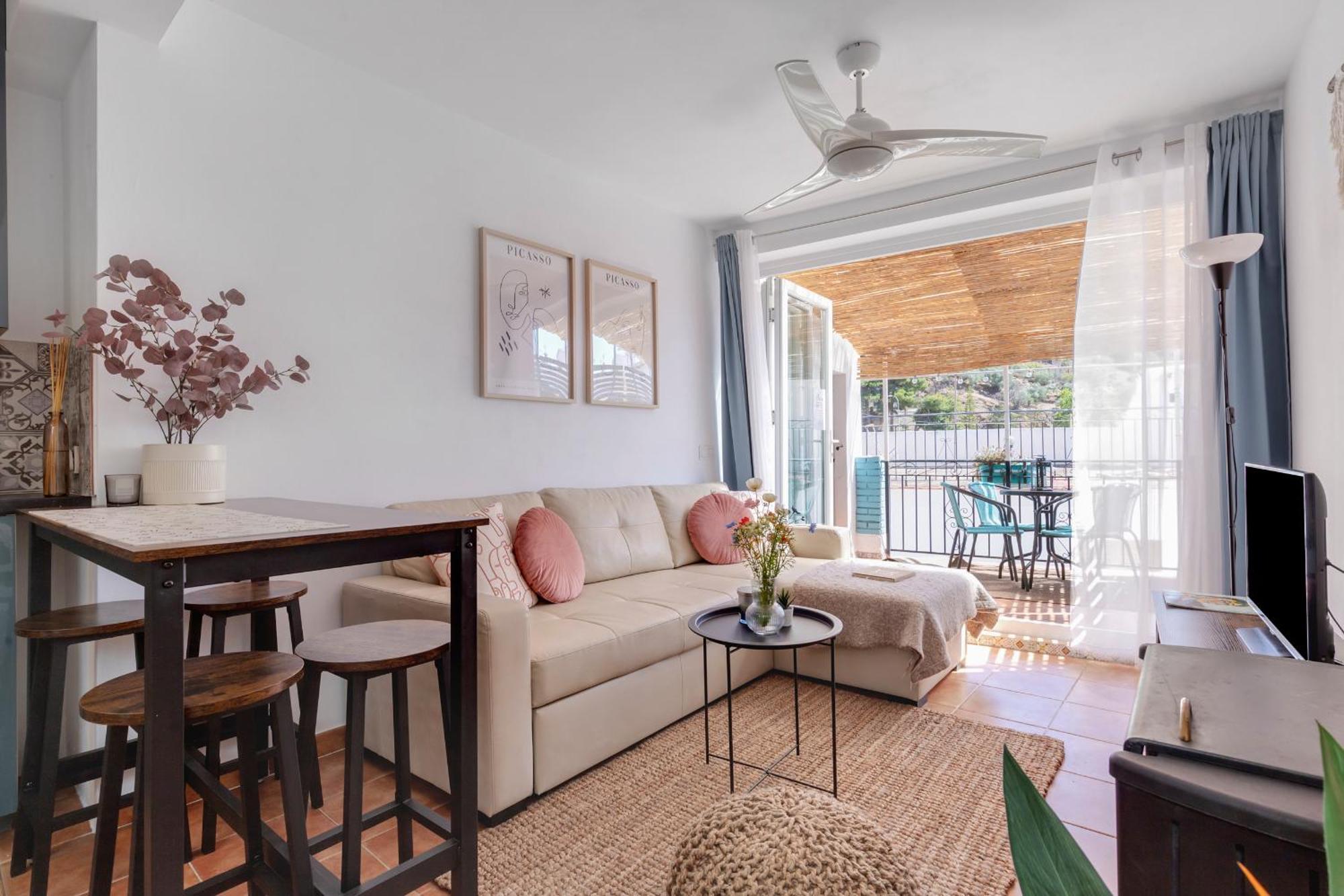 Casa De La Montana Apartments Sayalonga Dış mekan fotoğraf